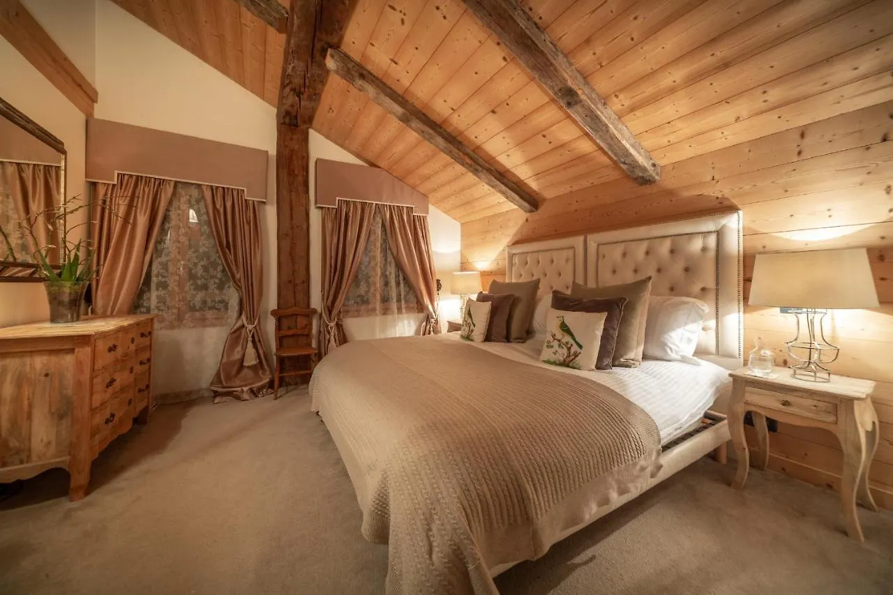 Chalet Fourmiliere Hotel Morzine Guest house